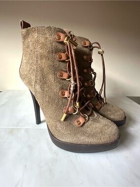 Women's Tory Burch Brown Suede Lace-Up Platform Ankle Boots Size 7 1/2